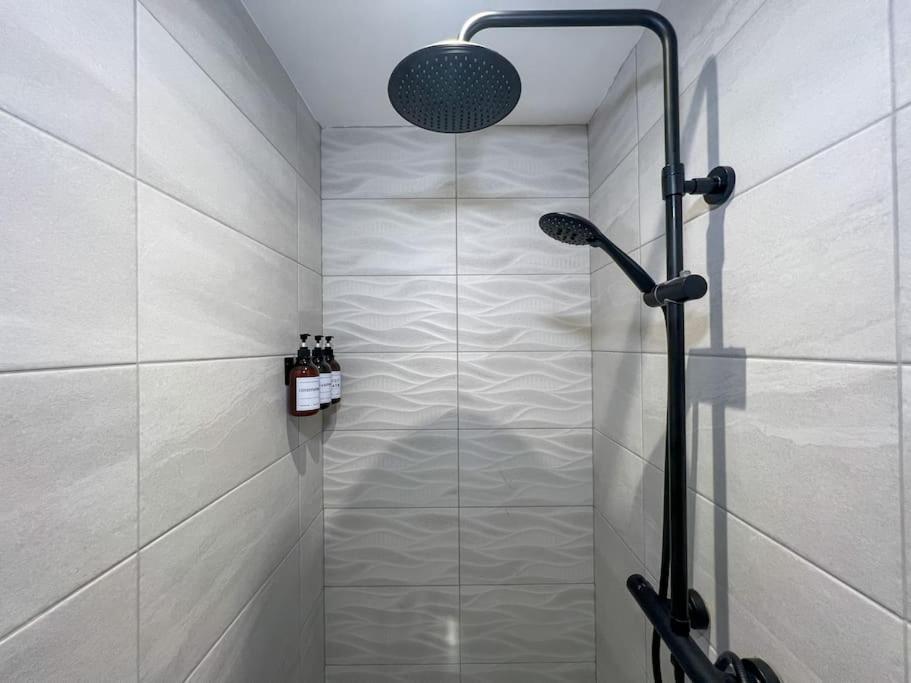 Orange Rentals-High Spec, Midnight Suite, Sleeps 4-Pets Welcome! Liverpool Eksteriør billede