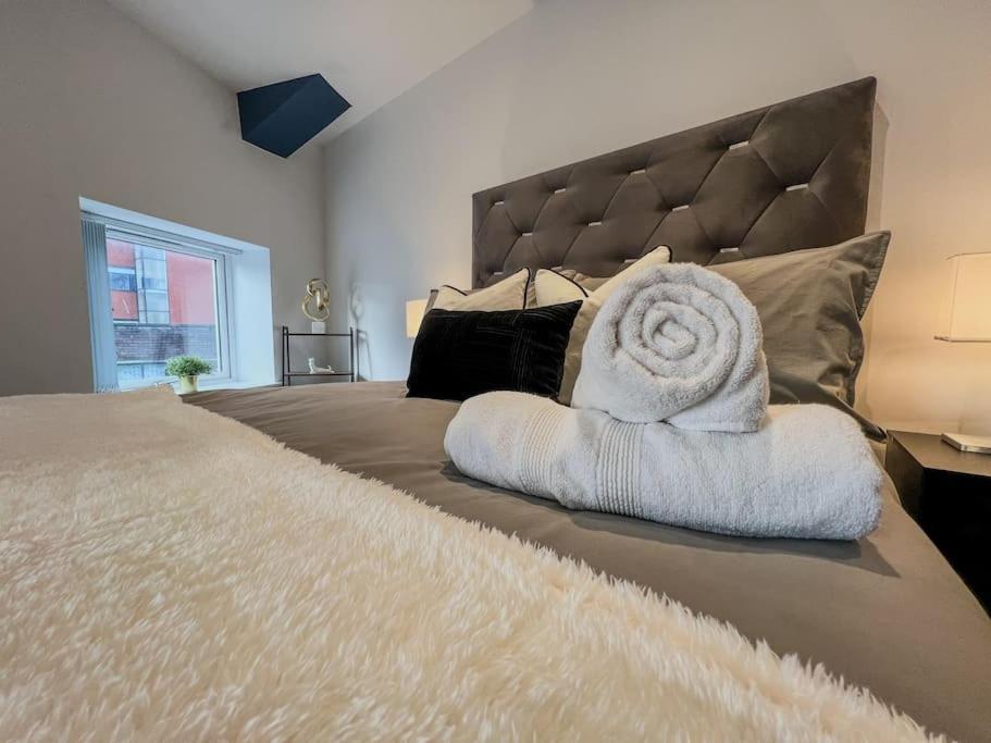 Orange Rentals-High Spec, Midnight Suite, Sleeps 4-Pets Welcome! Liverpool Eksteriør billede