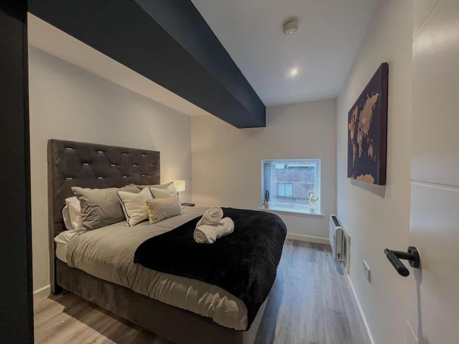 Orange Rentals-High Spec, Midnight Suite, Sleeps 4-Pets Welcome! Liverpool Eksteriør billede