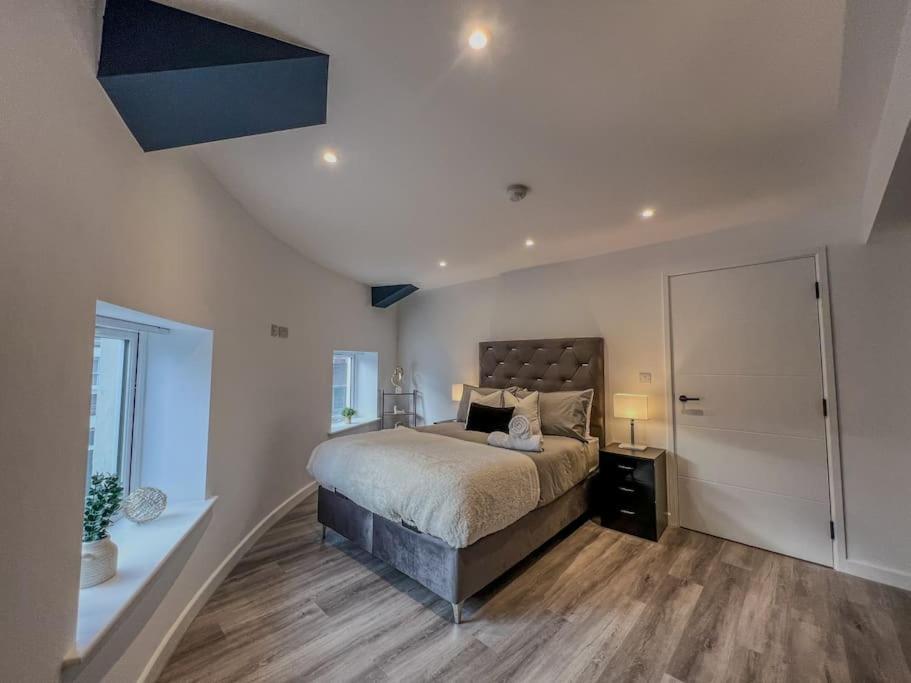 Orange Rentals-High Spec, Midnight Suite, Sleeps 4-Pets Welcome! Liverpool Eksteriør billede